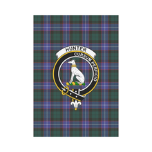 Load image into Gallery viewer, Hunter Modern Tartan Flag Clan Badge